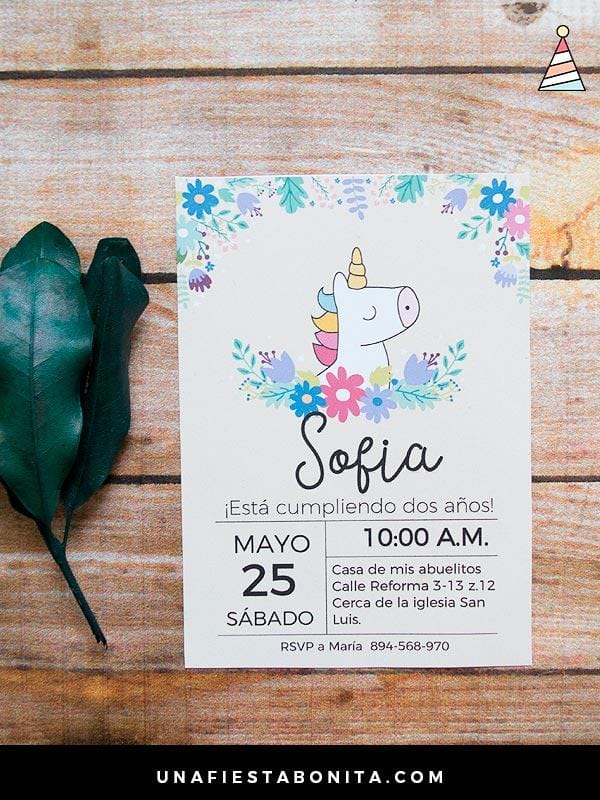 Invitación unicornio floral